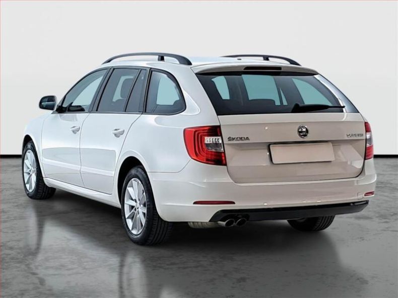 Škoda Superb - hlavní fotka