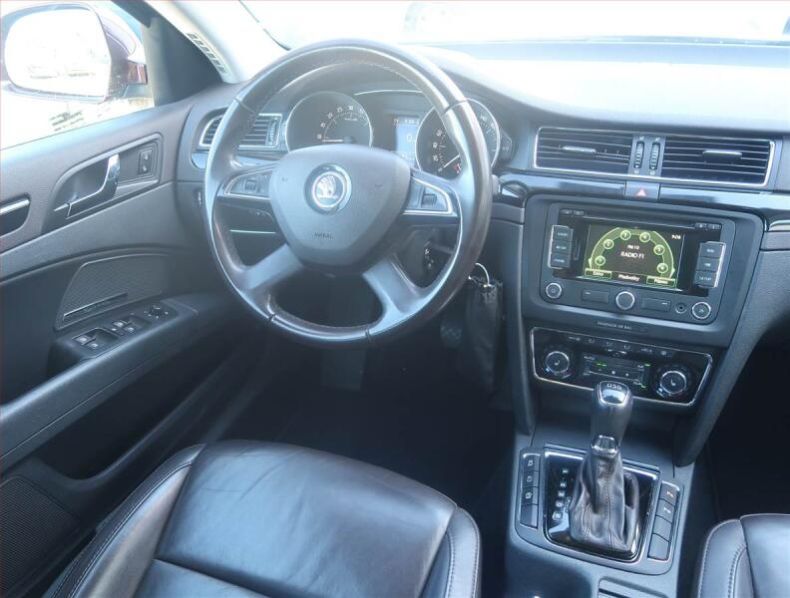 Škoda Superb - hlavní fotka