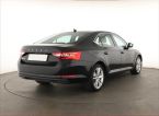 Škoda Superb - fotka číslo 4