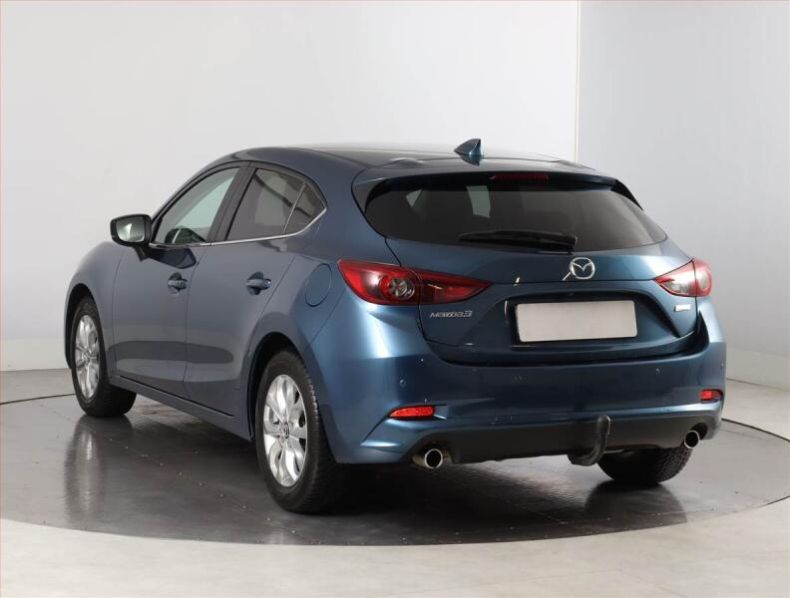 Mazda 3 - hlavní fotka