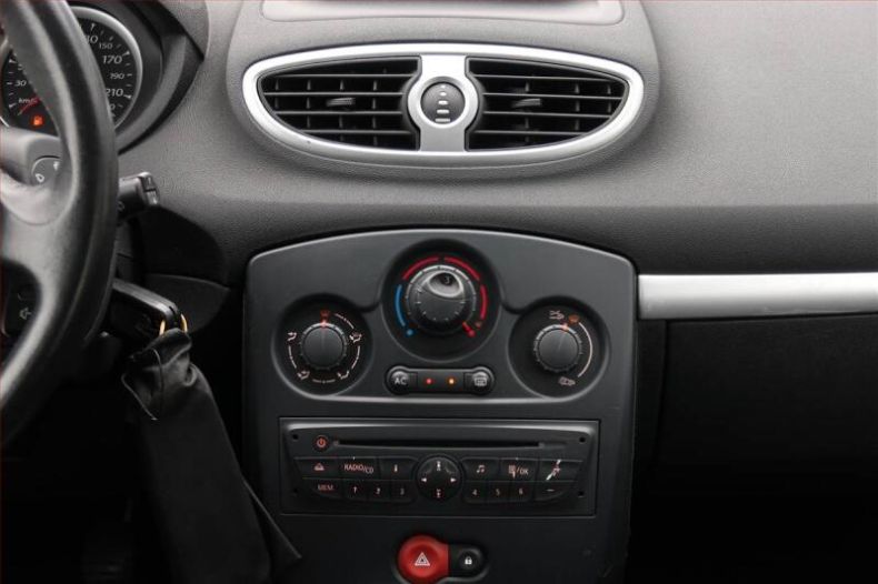 Renault Clio - hlavní fotka