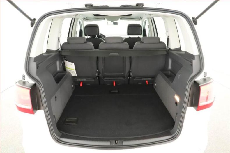 Volkswagen Touran - hlavní fotka