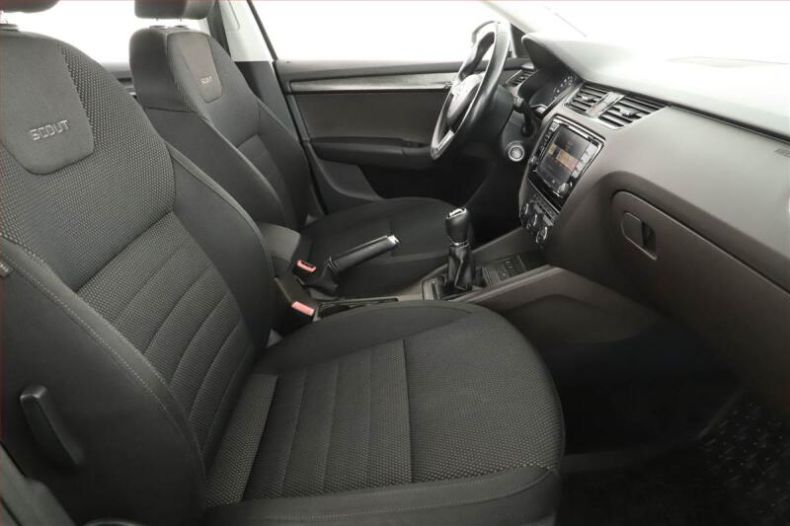 Škoda Octavia - hlavní fotka