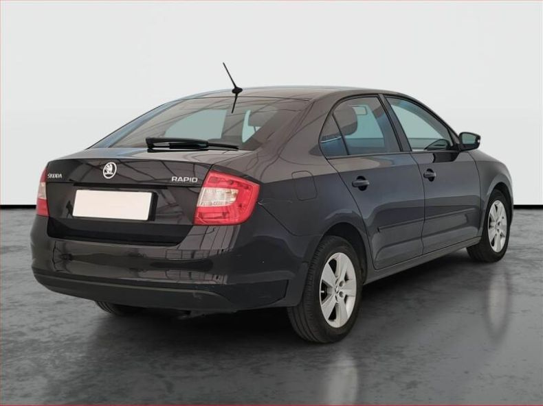Škoda Rapid - hlavní fotka