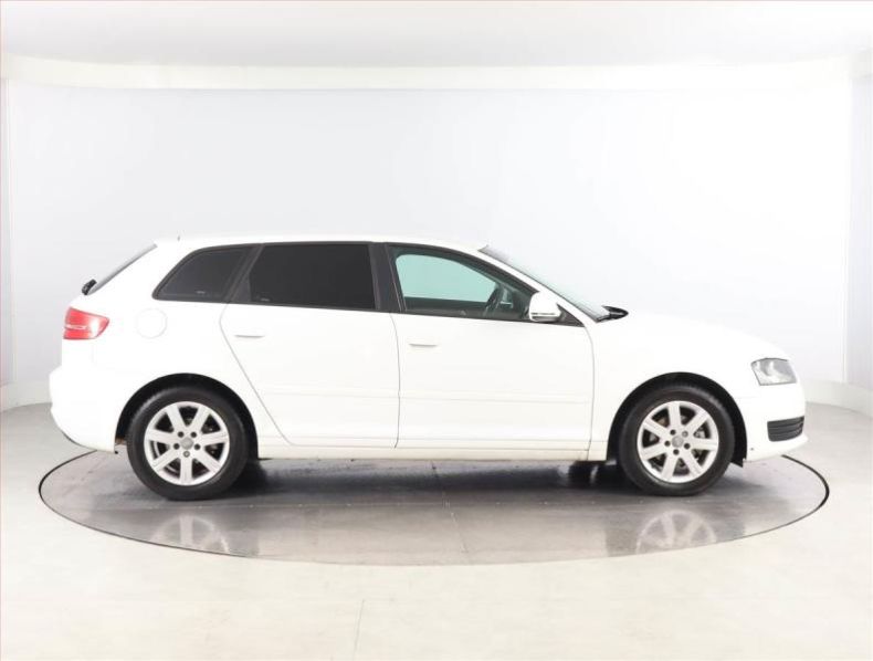 Audi A3 - hlavní fotka