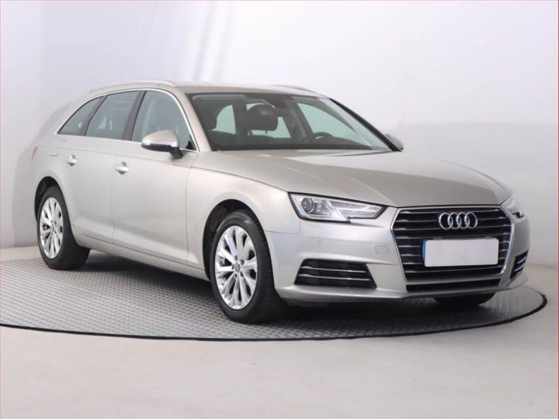Audi A4 - hlavní foto