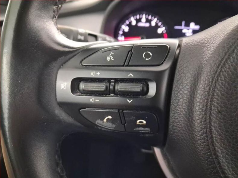 Kia Stonic - hlavní fotka