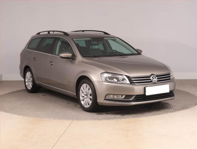 Volkswagen Passat - hlavní fotka inzerátu