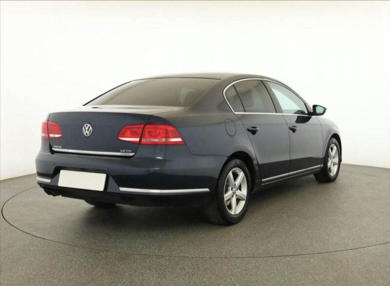 Volkswagen Passat - hlavní fotka