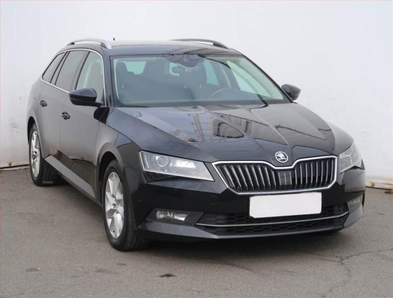 Škoda Superb - hlavní fotka inzerátu