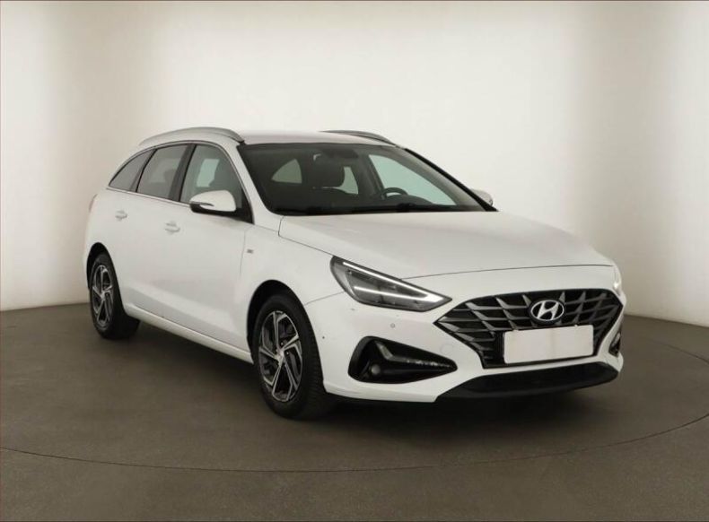 Hyundai i30 - hlavní foto