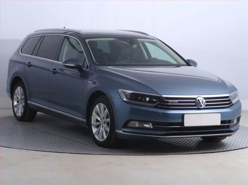 Volkswagen Passat - hlavní fotka inzerátu