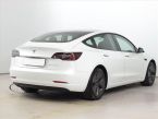 Tesla Model 3 - fotka číslo 4