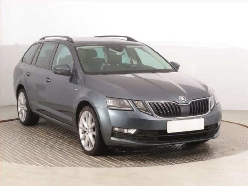 Škoda Octavia - hlavní foto