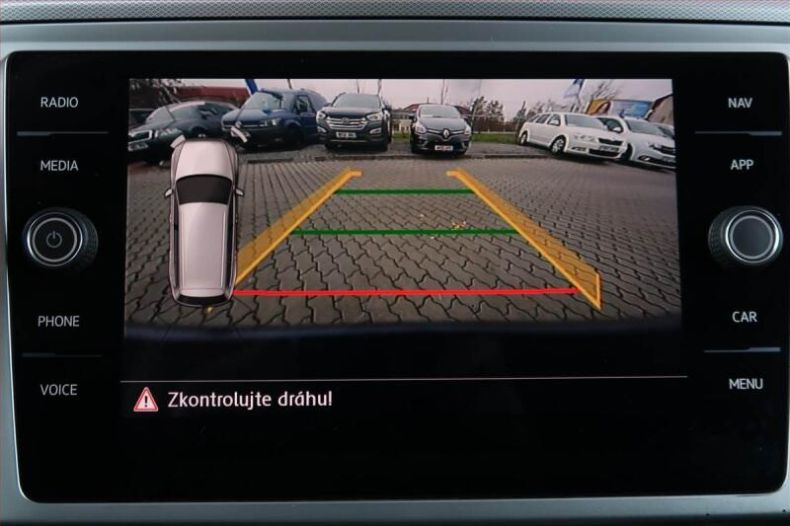 Volkswagen Passat - hlavní fotka