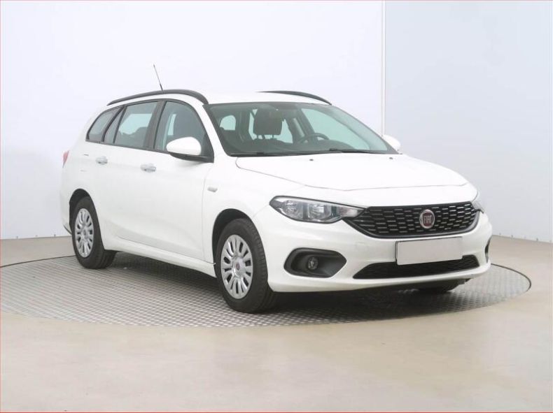 Fiat Tipo - hlavní foto