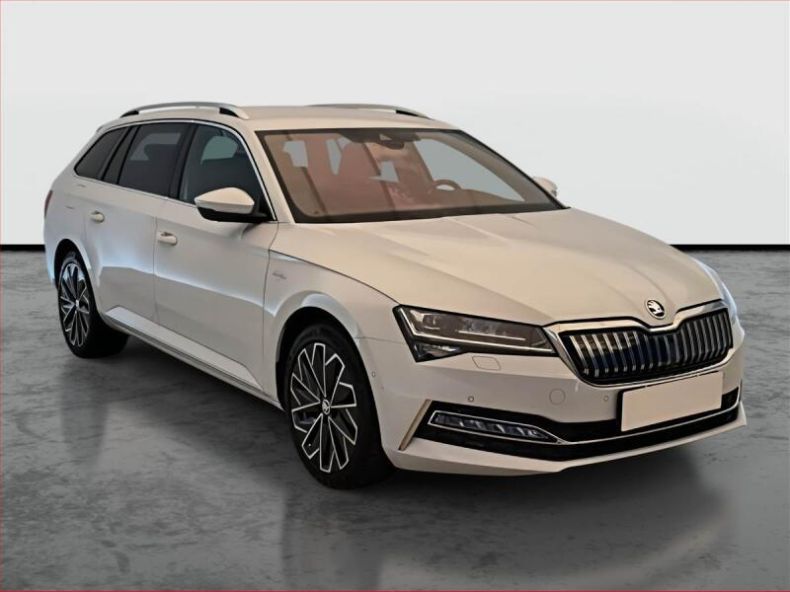 Škoda Superb - hlavní fotka