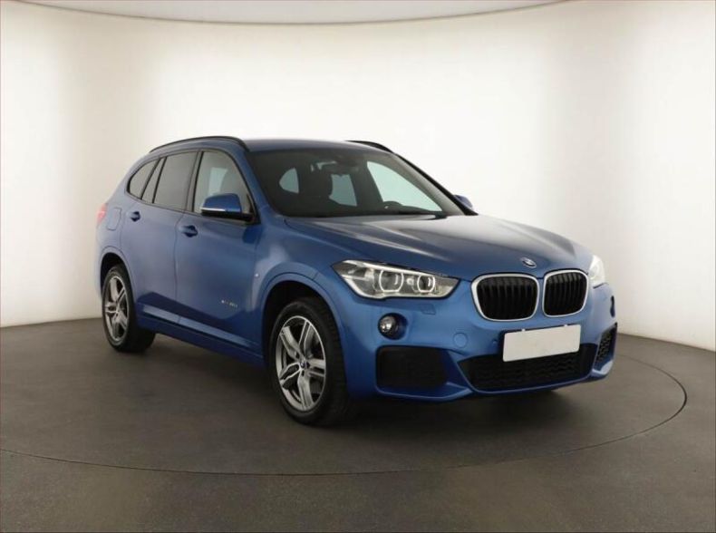 BMW X1 - hlavní fotka