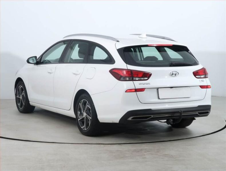 Hyundai i30 - hlavní fotka