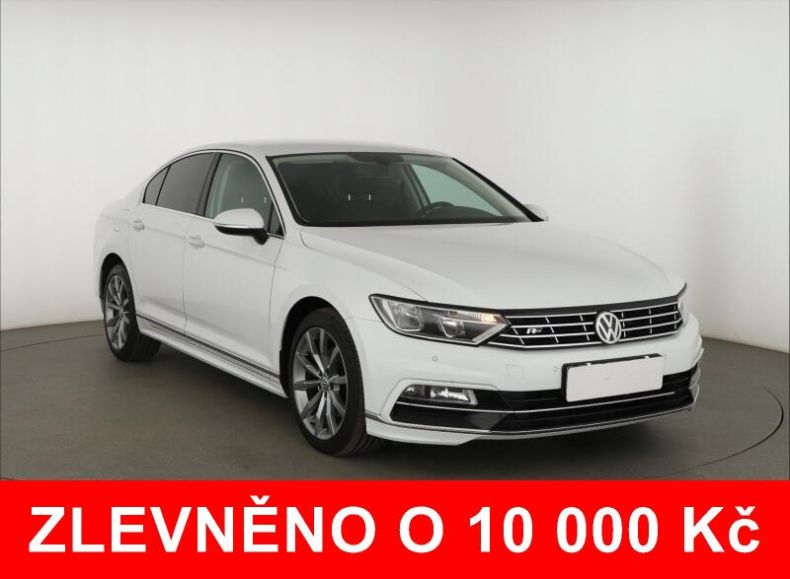 Volkswagen Passat - hlavní foto