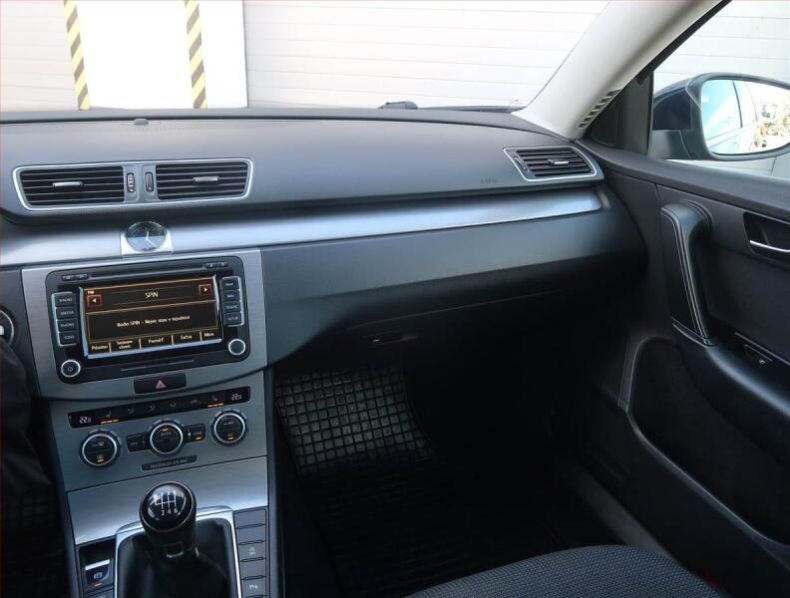 Volkswagen Passat - hlavní fotka