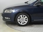 Volkswagen Passat - fotka číslo 14