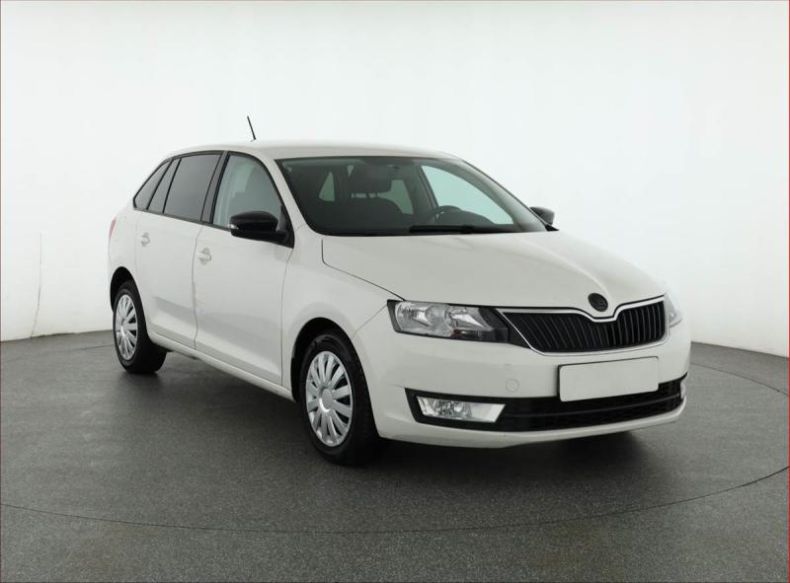 Škoda Rapid - hlavní foto