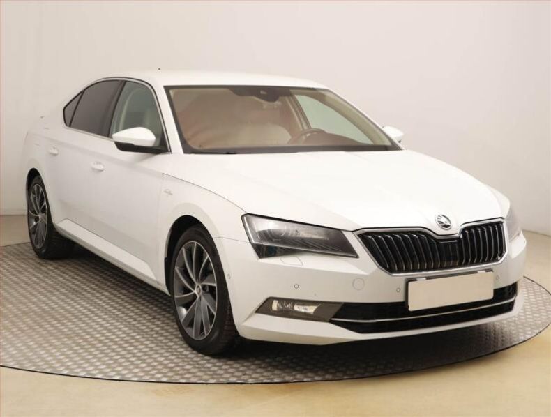 Škoda Superb - hlavní fotka inzerátu