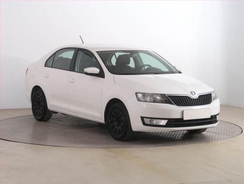 Škoda Rapid - hlavní foto