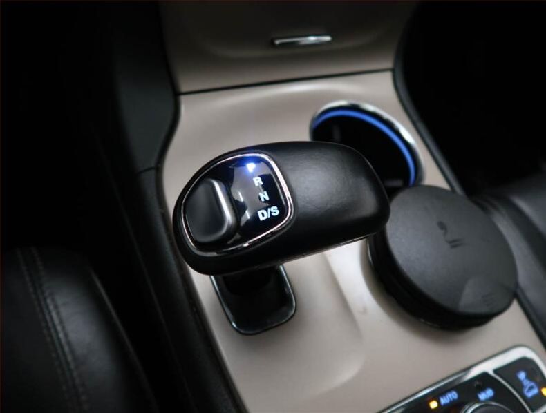 Jeep Grand Cherokee - hlavní fotka