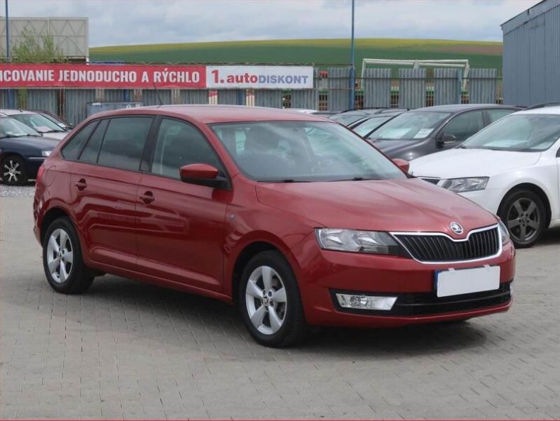 Škoda Rapid - hlavní foto