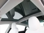 Tesla Model 3 - fotka číslo 15