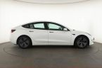Tesla Model 3 - fotka číslo 5
