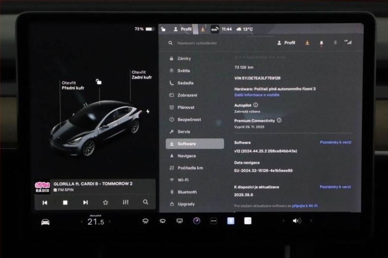 Tesla Model 3 - hlavní fotka