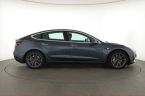 Tesla Model 3 - fotka číslo 5