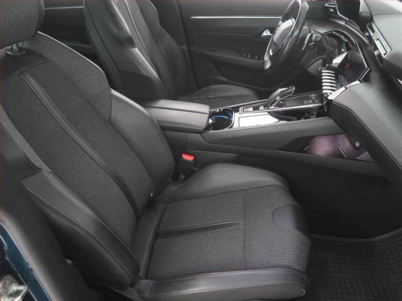 Peugeot 508 - hlavní fotka