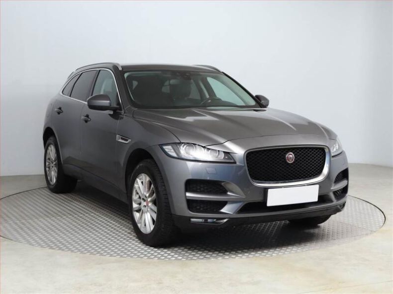 Jaguar F-Pace - hlavní foto
