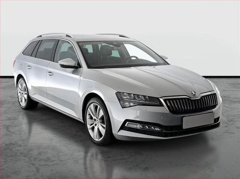 Škoda Superb - hlavní foto