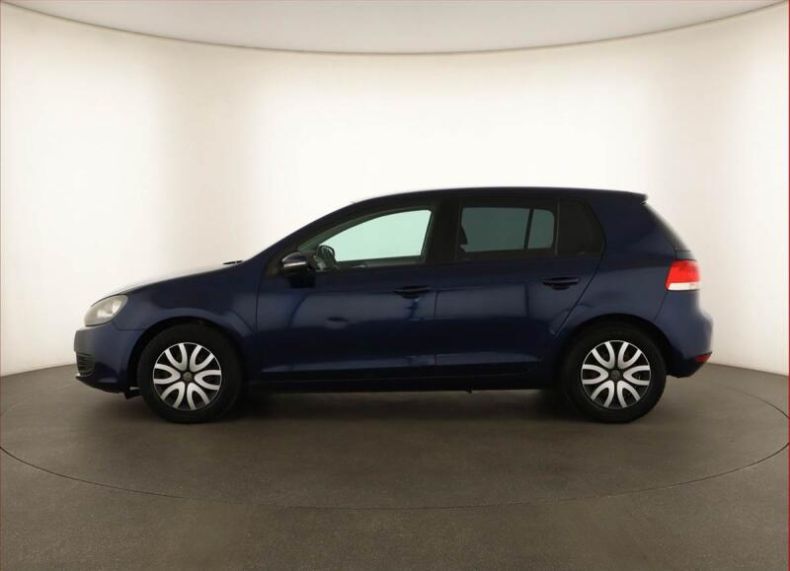 Volkswagen Golf - hlavní fotka