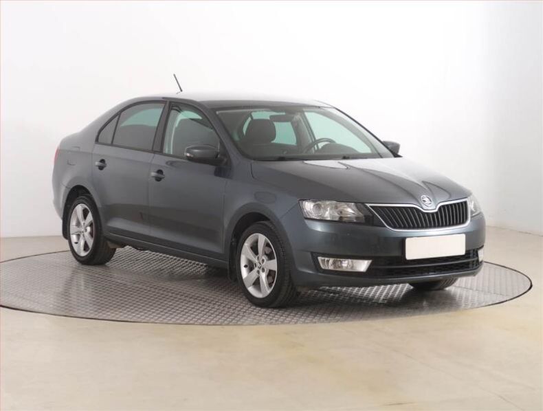 Škoda Rapid - hlavní foto