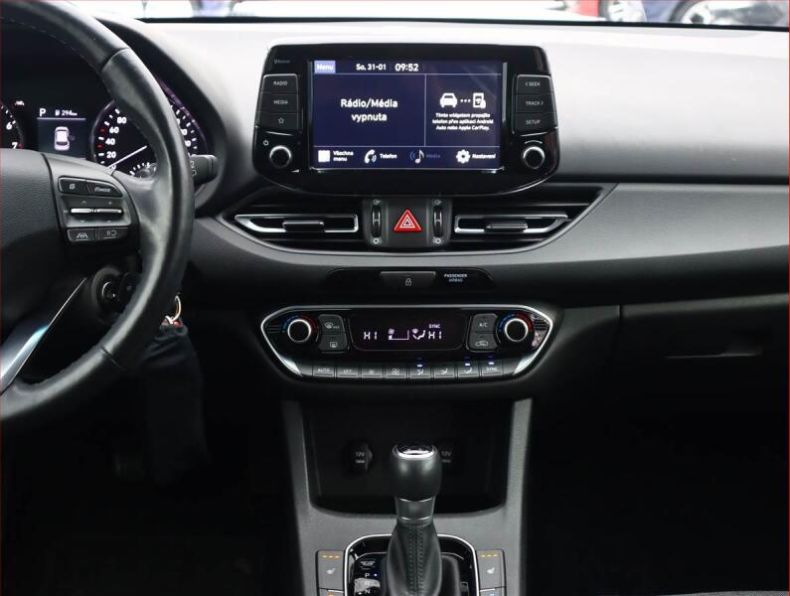 Hyundai i30 - hlavní fotka