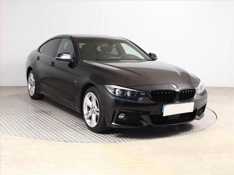 BMW Řada 4 - hlavní foto