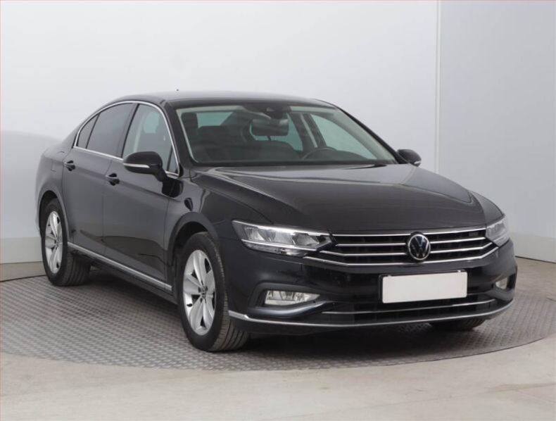 Volkswagen Passat - hlavní fotka inzerátu