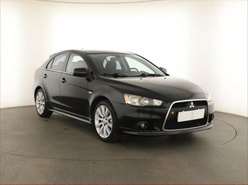 Mitsubishi Lancer - hlavní fotka inzerátu