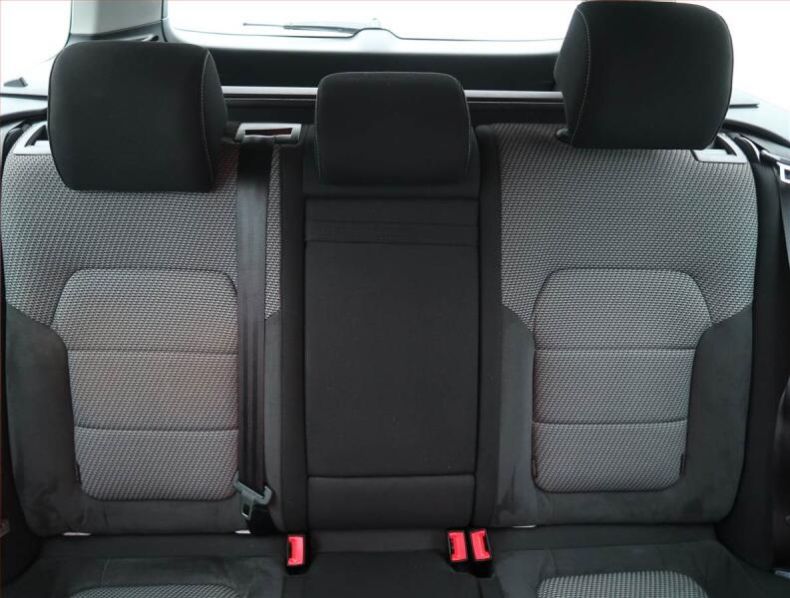 Volkswagen Passat - hlavní fotka