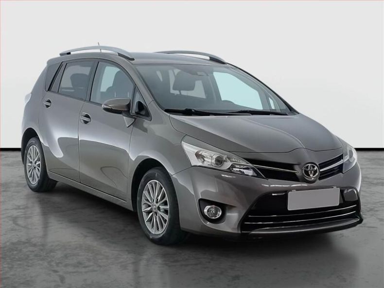 Toyota Verso - hlavní foto