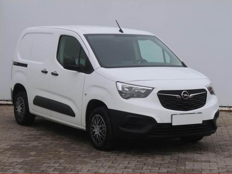 Opel Combo - hlavní foto