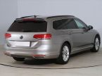 Volkswagen Passat - fotka číslo 4