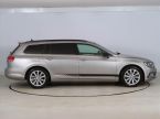 Volkswagen Passat - fotka číslo 5