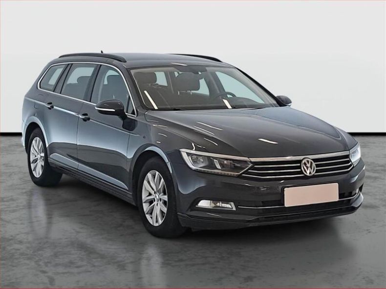 Volkswagen Passat - hlavní foto